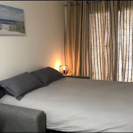 Apartment Avec Terrasse 50 M De La